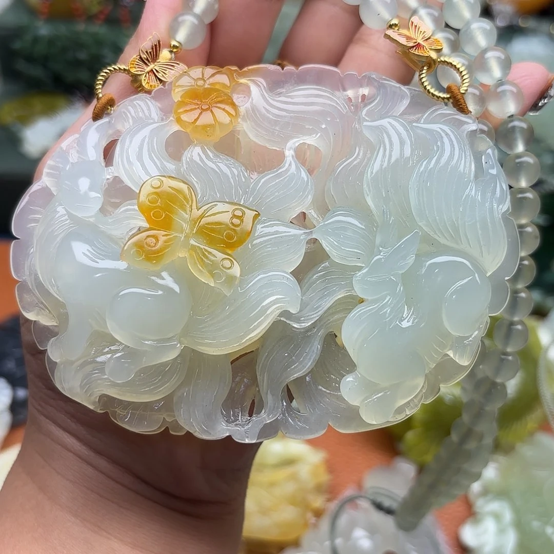 蛇纹石玉未镶嵌吊坠