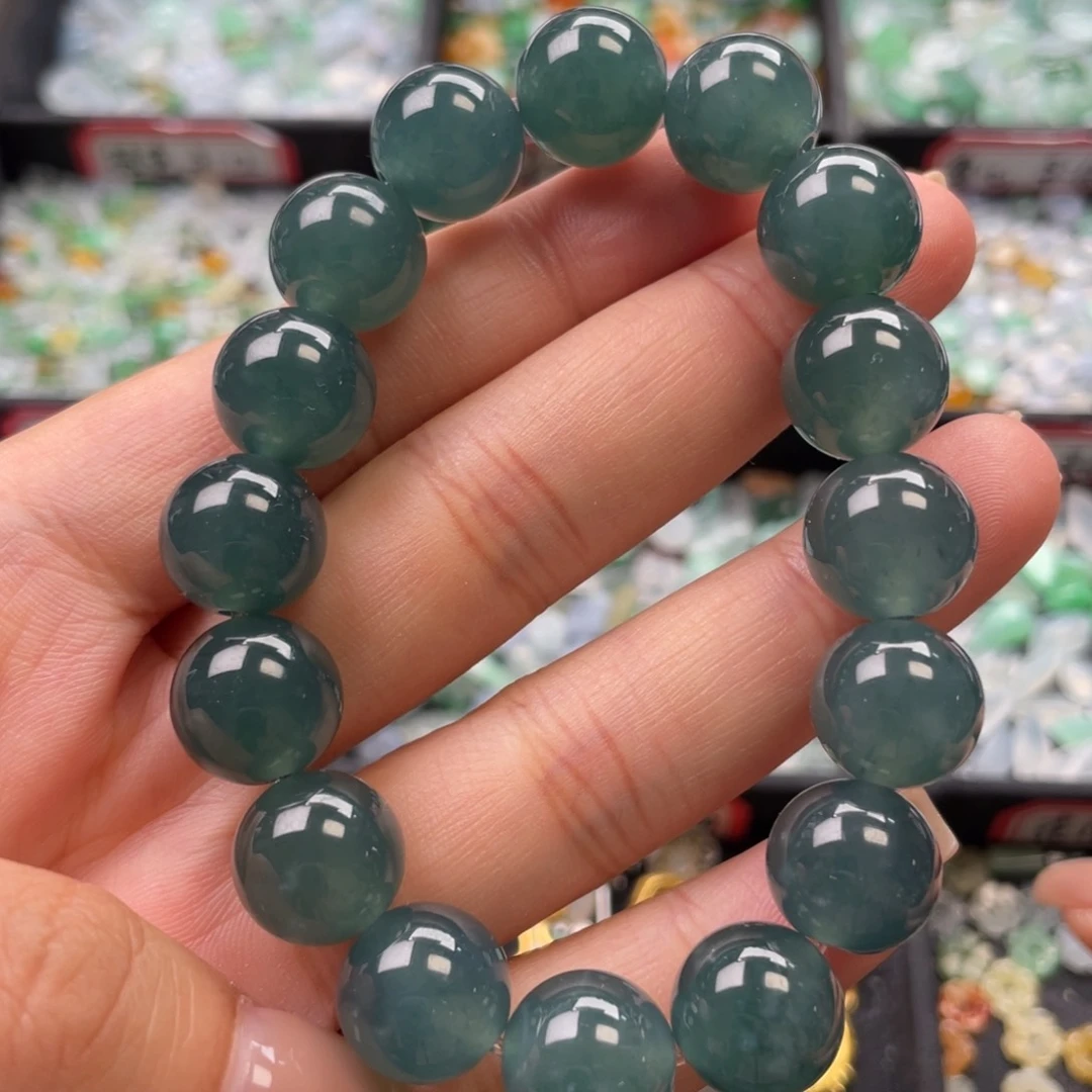 颈饰未镶嵌翡翠手串