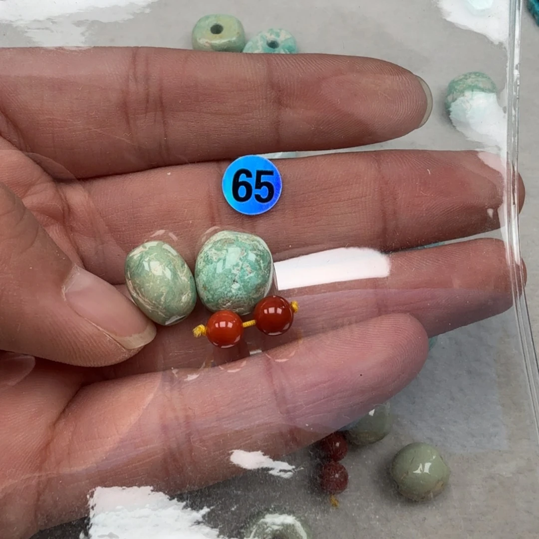 南红玛瑙未镶嵌珠宝奇石