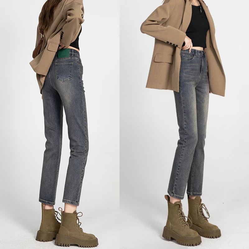 牛仔裤女秋冬季加绒2024年新款高腰显瘦小个子配靴子九分烟管裤子