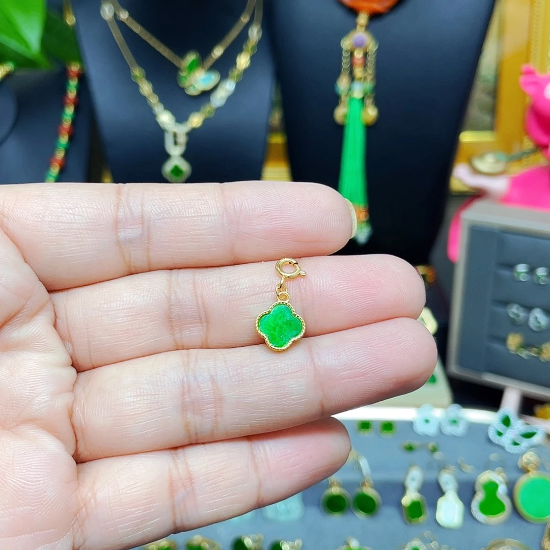 翡翠银S925镶嵌颈饰翡翠