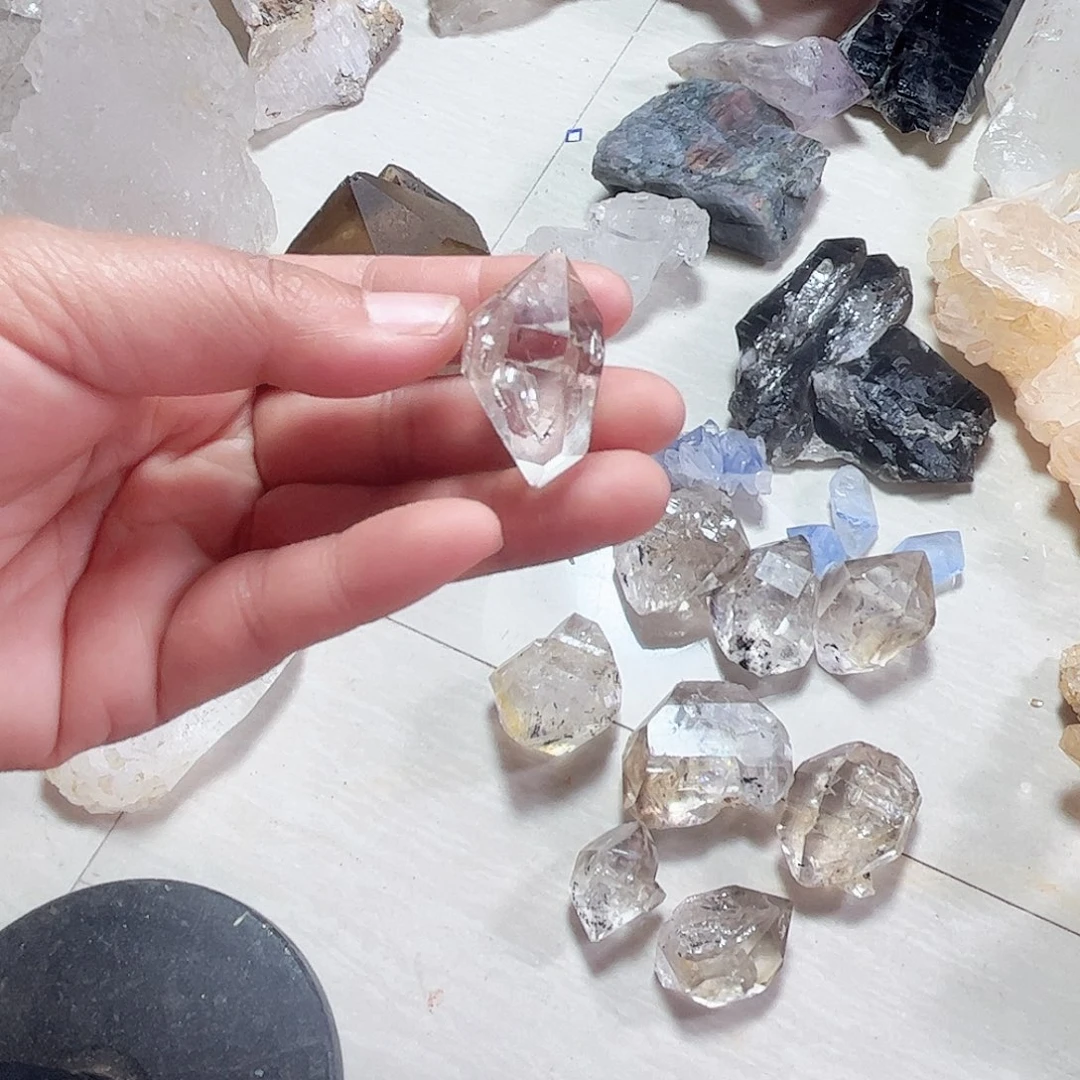 水晶天然水晶原石未镶嵌筱***o