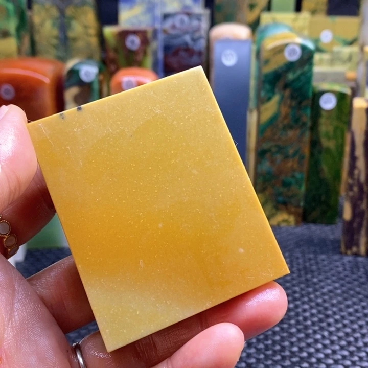 四川石行*青田石印章石