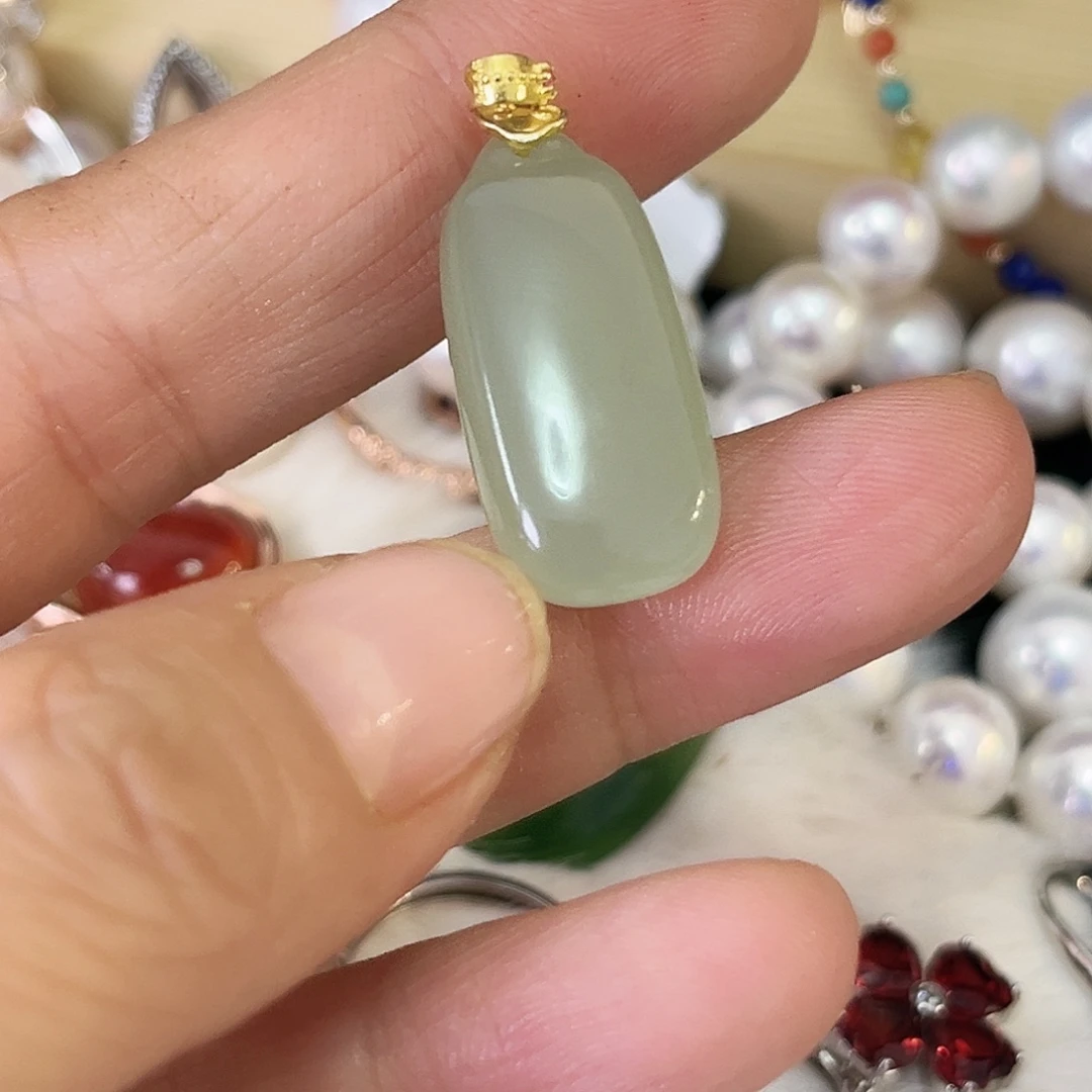 和田玉（糖玉）未镶嵌颈饰