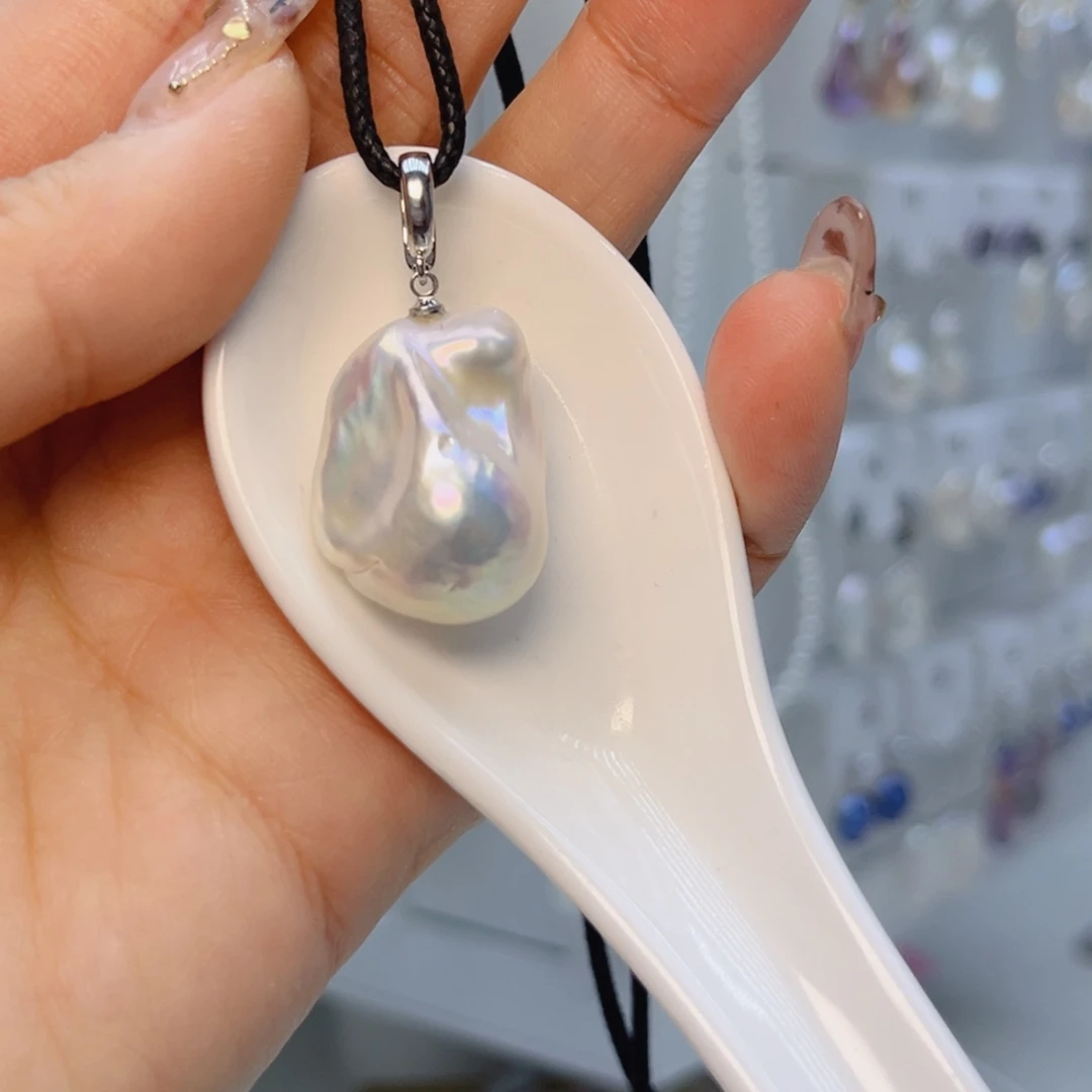 未镶嵌颈饰淡水珍珠