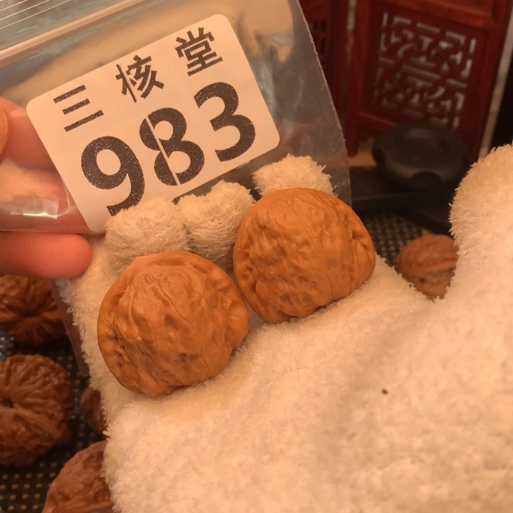 吊坠文玩核桃古蝉38