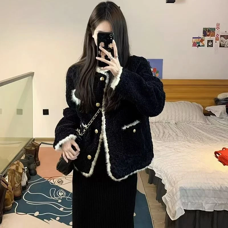 小香风外套女2025秋冬新款羊羔毛绒皮毛一体加厚黑色毛毛上衣短款