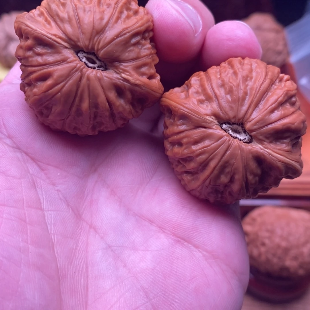 文玩核桃把件N****?铁锤