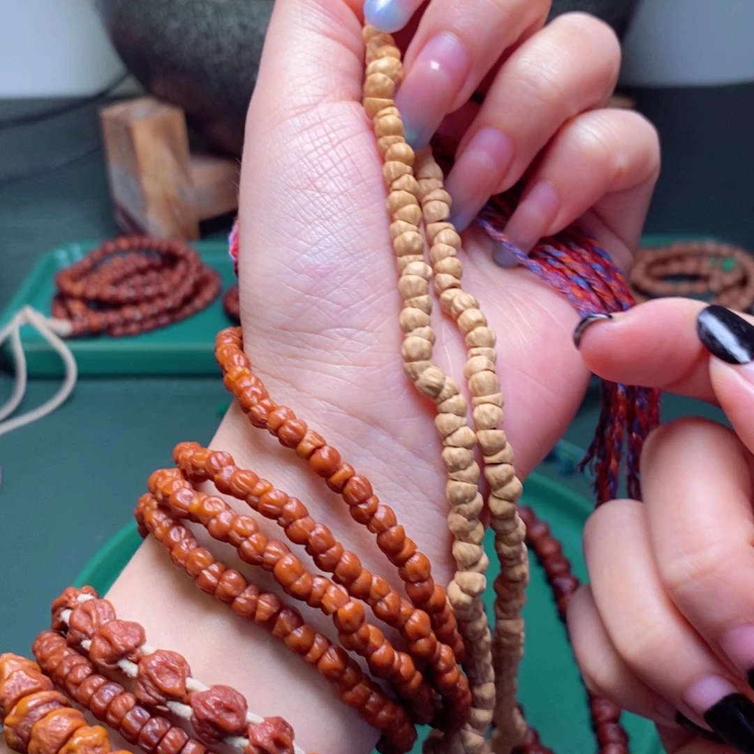 吊坠柏香籽/百香籽168.8小小肠4.5➕