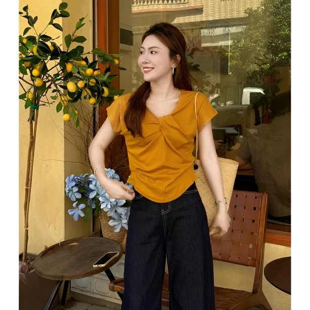 Sunshine【法式tee】简约时尚百搭高质设计感通勤减龄夏季t恤