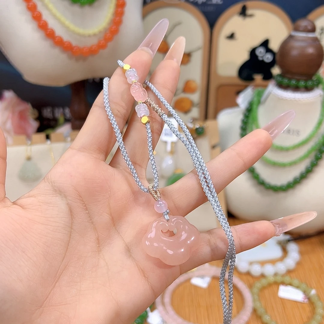 石英质玉（金丝玉）未镶嵌颈饰sj