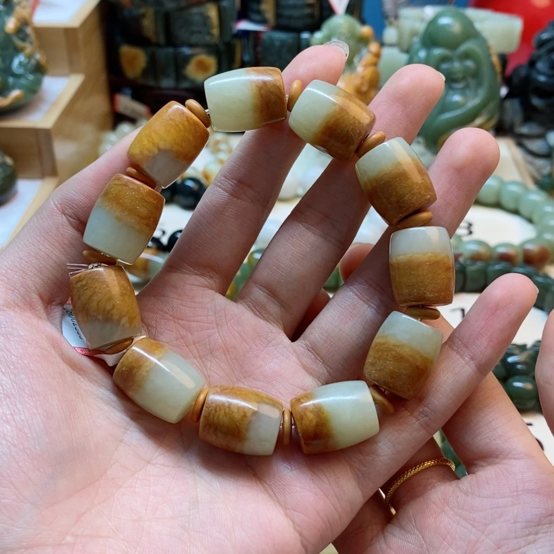 透闪石质玉手串未镶嵌光*