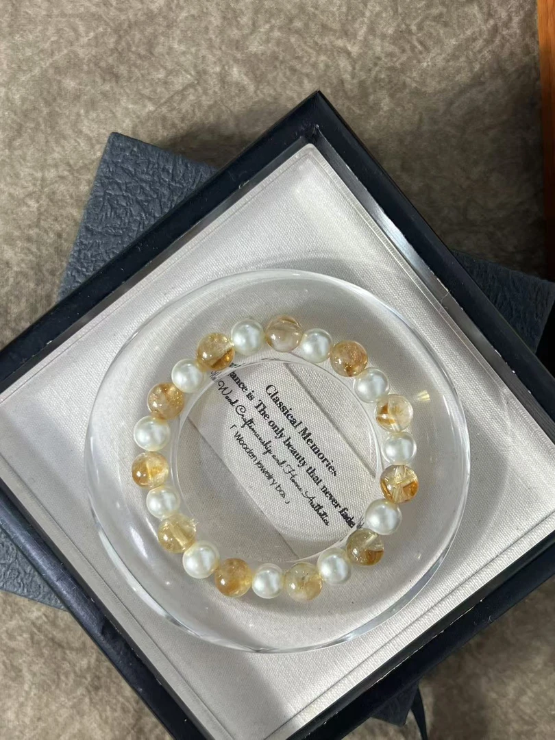 FIVE WALK原创设计品牌“黄塔晶贝珠福福手串