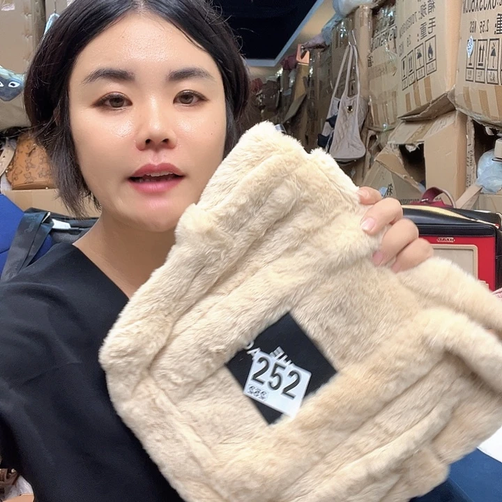 PVC包包包包包包包包吧