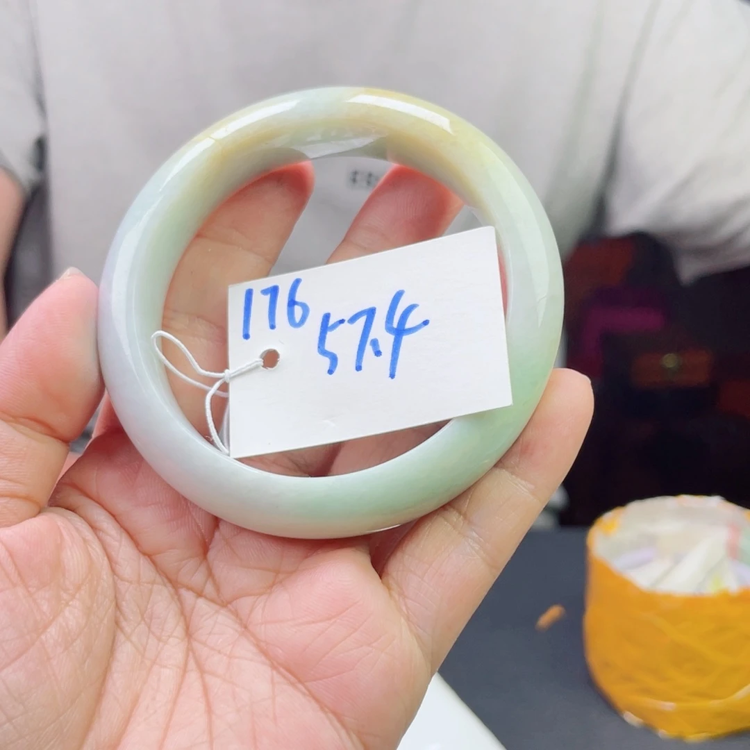 未镶嵌手镯翡翠176