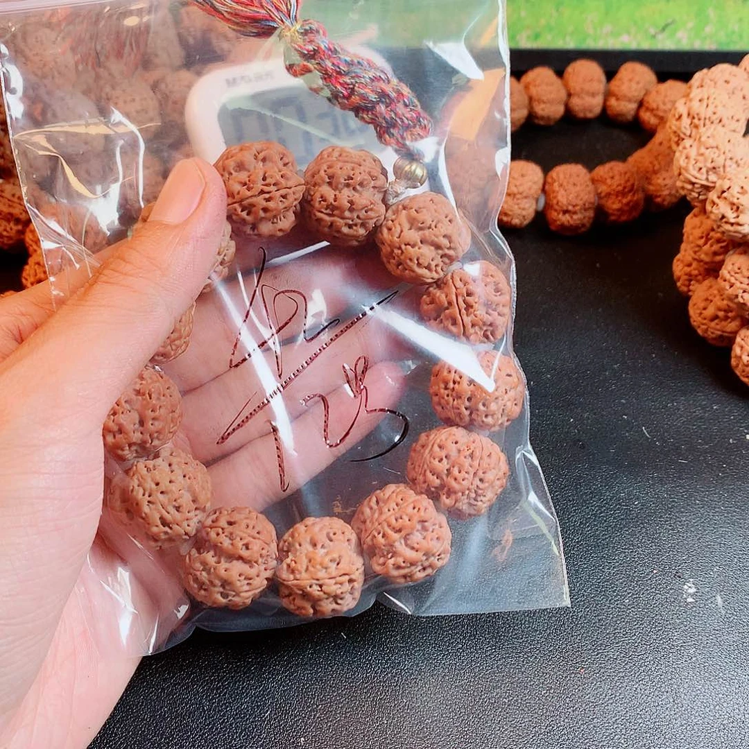 皆***上金刚菩提吊坠12————