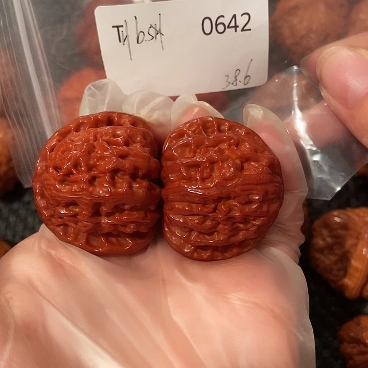 吊坠文玩核桃白狮子38