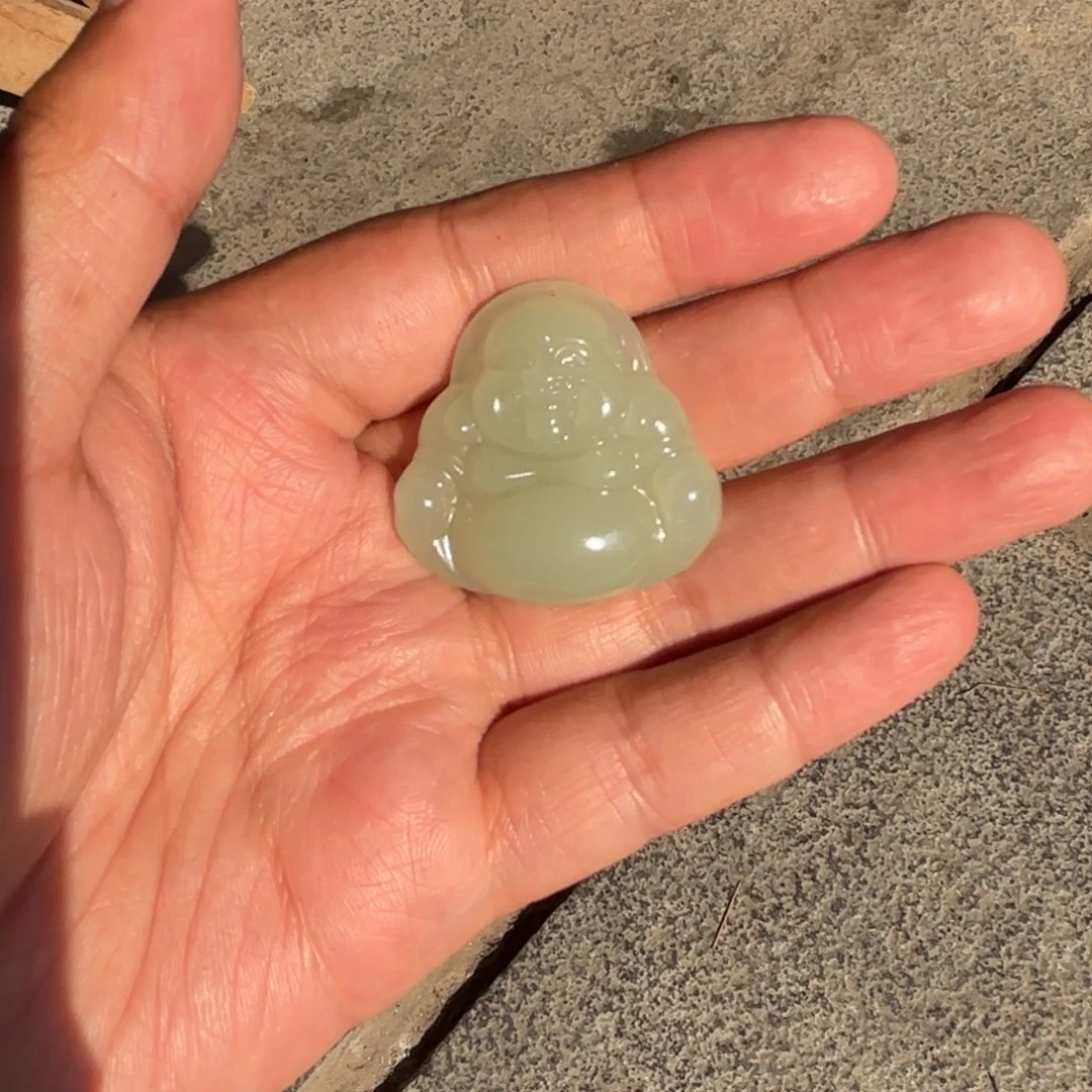 和田玉未镶嵌挂件佛公35尺寸。定制不退换