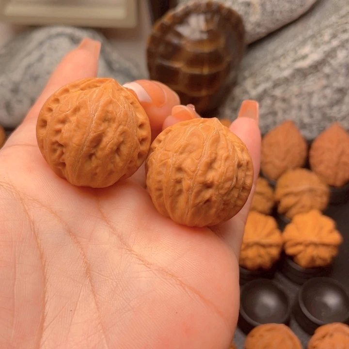 把件文玩核桃小红帽