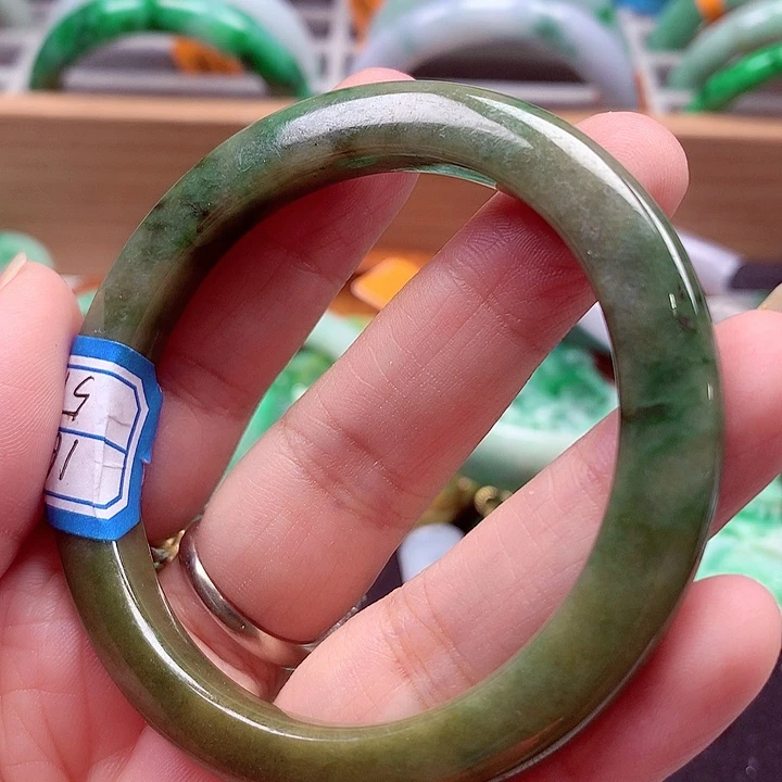 未镶嵌手镯翡翠翡翠