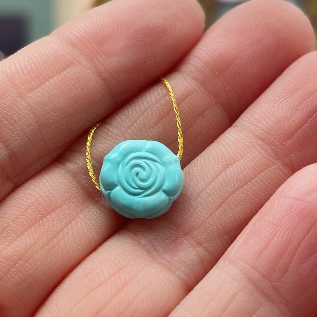 绿松石颈饰未镶嵌