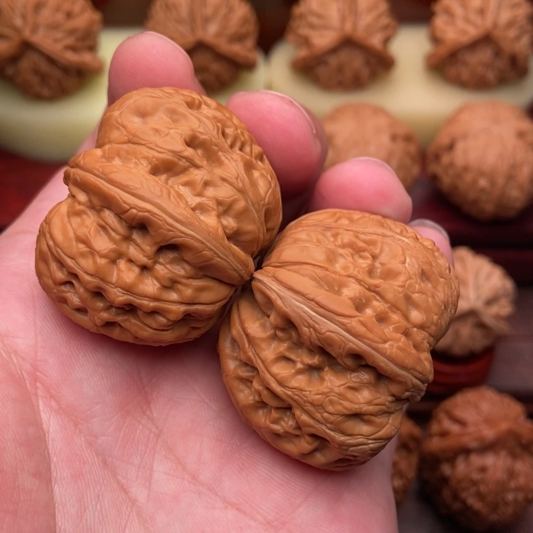 文玩核桃把件双翘头粗筋元宝41