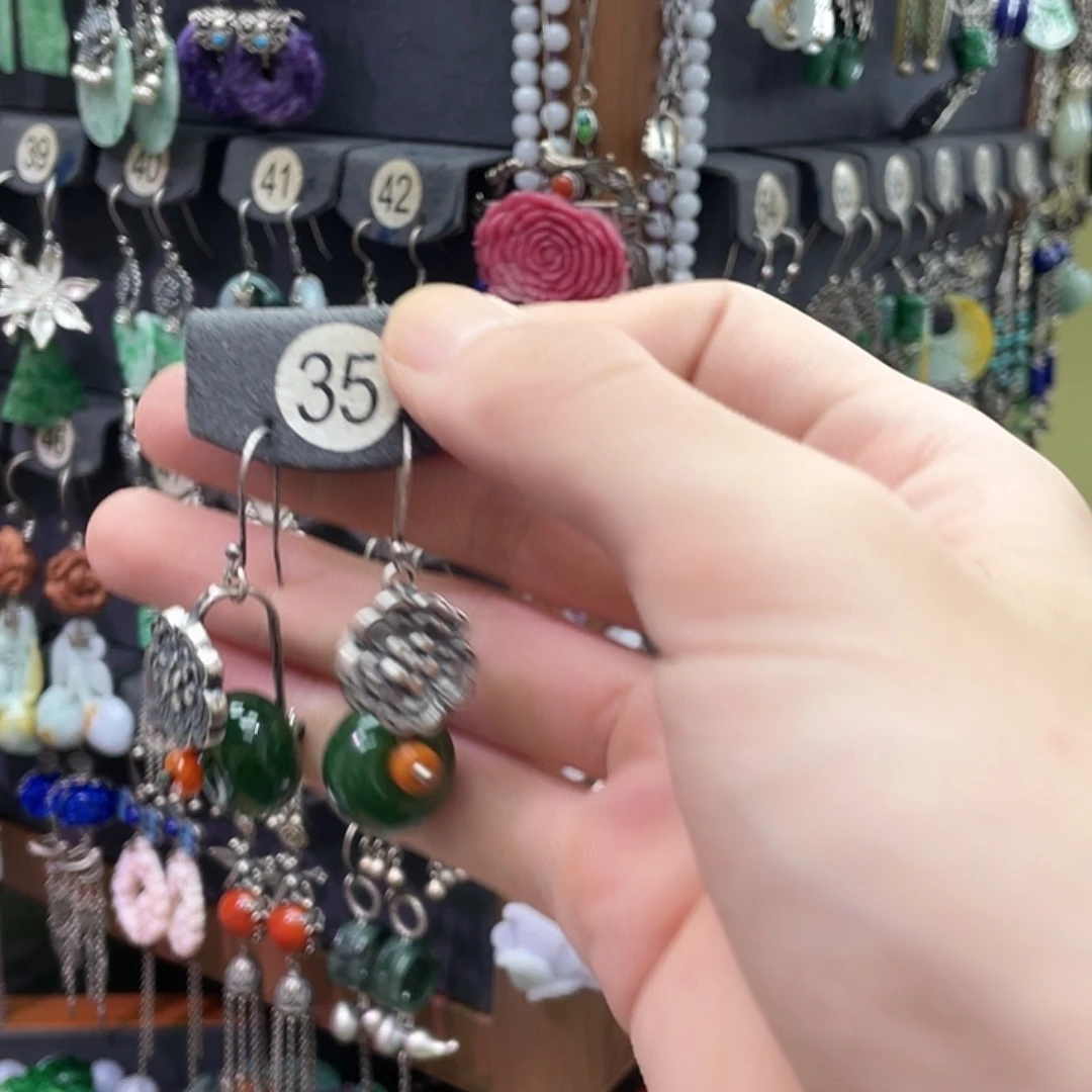 墨***浅银S925镶嵌和田玉耳饰233jfssd