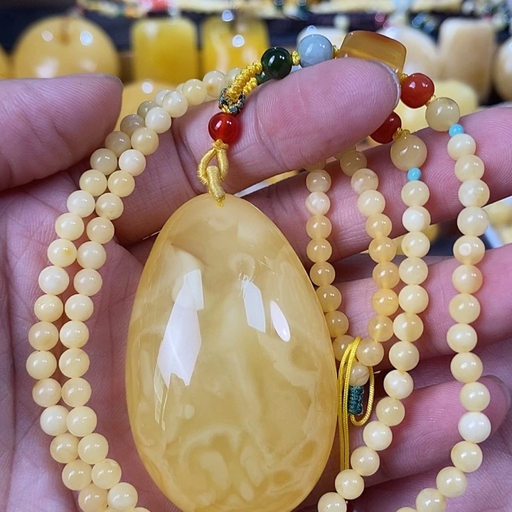 未镶嵌琥珀裸石水滴