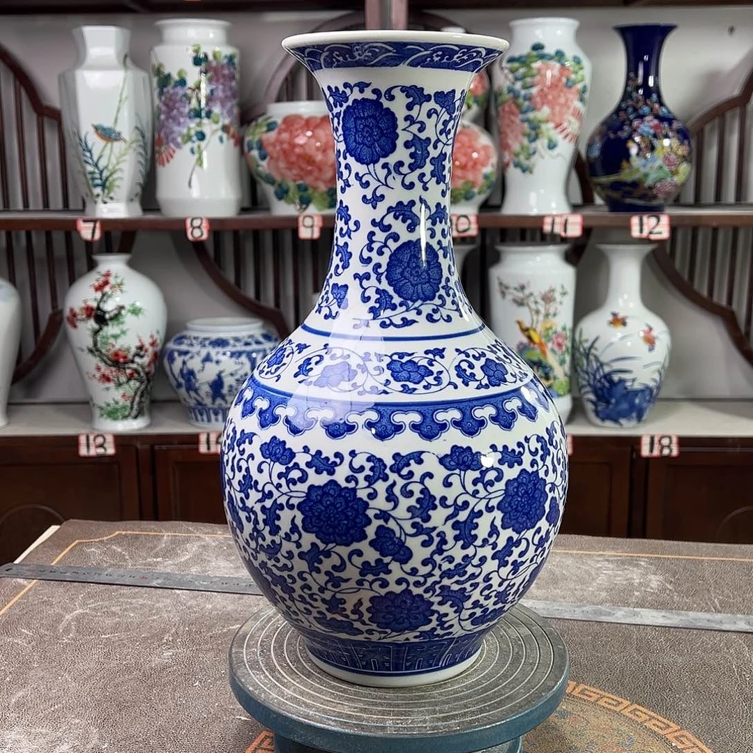 摆件陶景德镇陶瓷缠枝