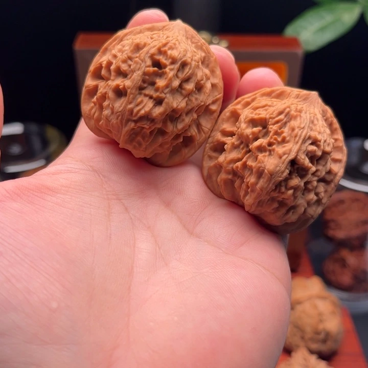 没***帅吊坠猴头核桃42红狮子