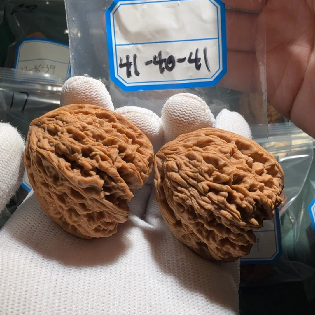 文玩核桃吊坠南疆34