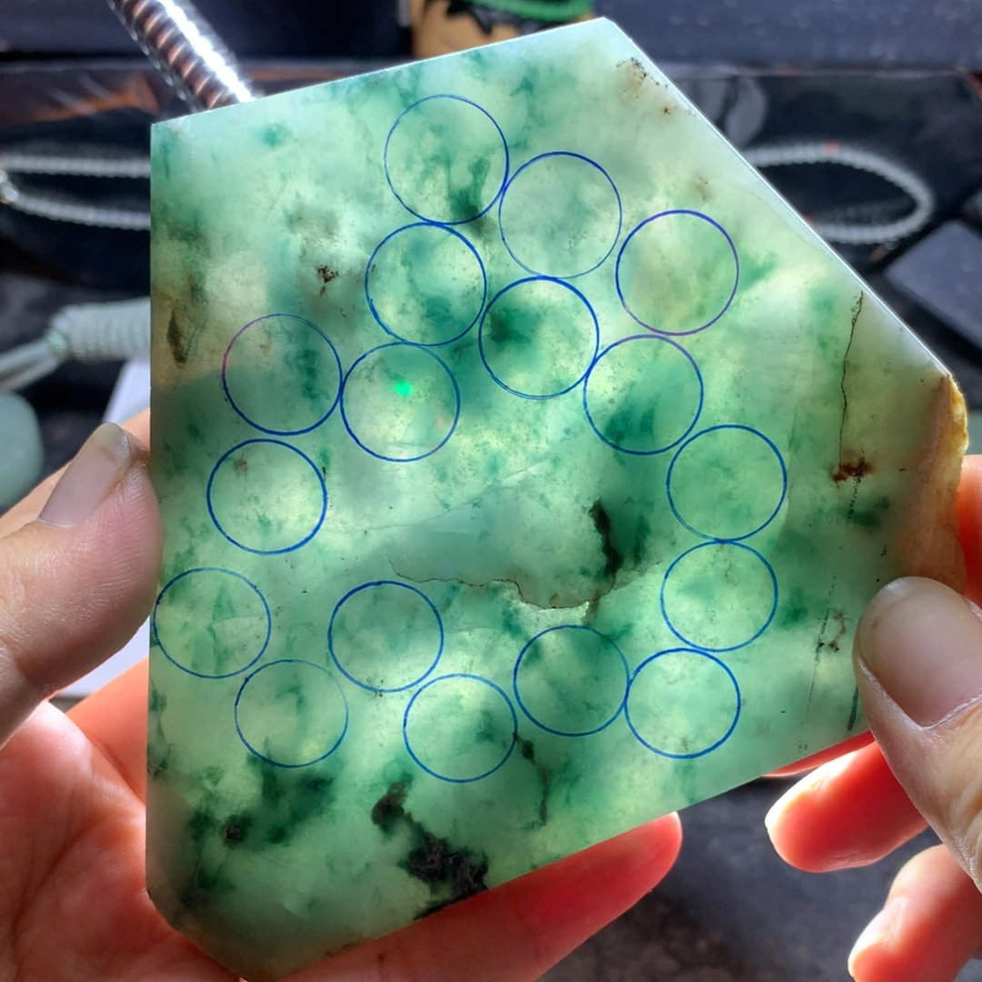 定制翡翠未镶嵌翡翠
