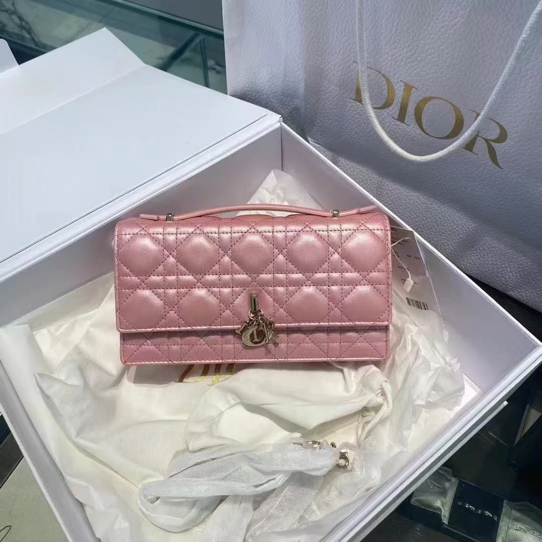 未使用 DIOR/迪奥 Dior miss lady人鱼姬粉