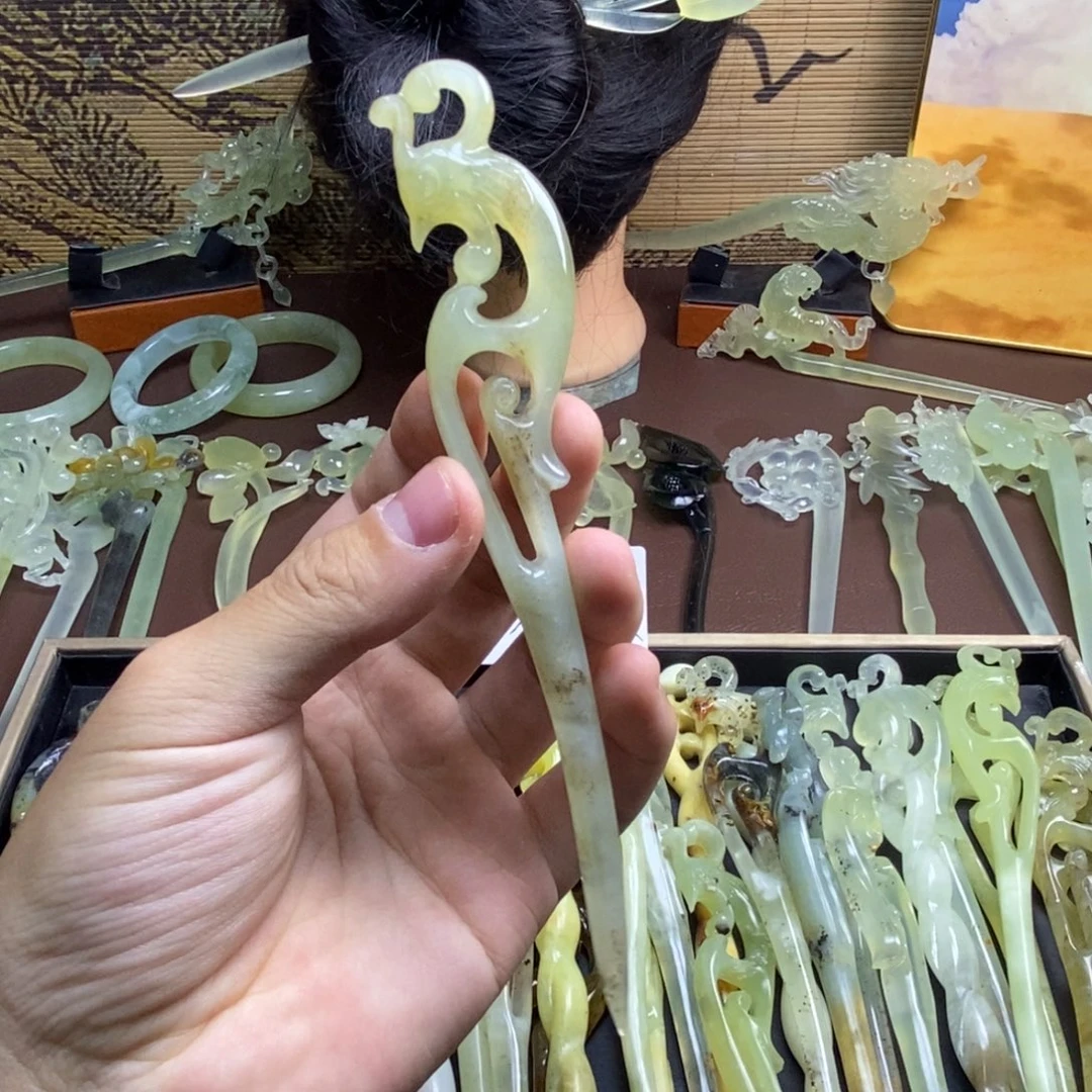 蛇纹石玉未镶嵌发饰