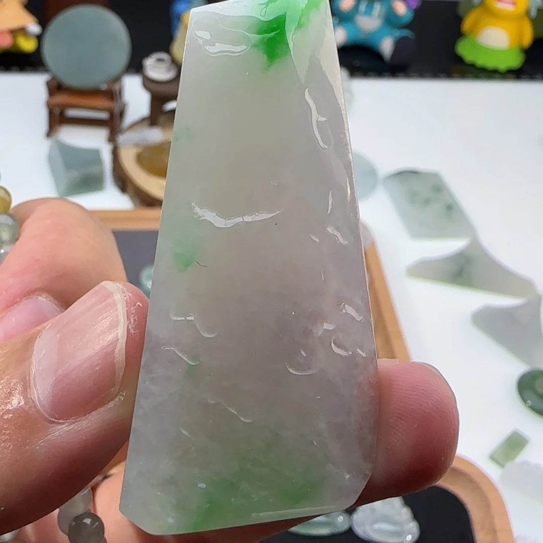 颈饰未镶嵌翡翠D**多