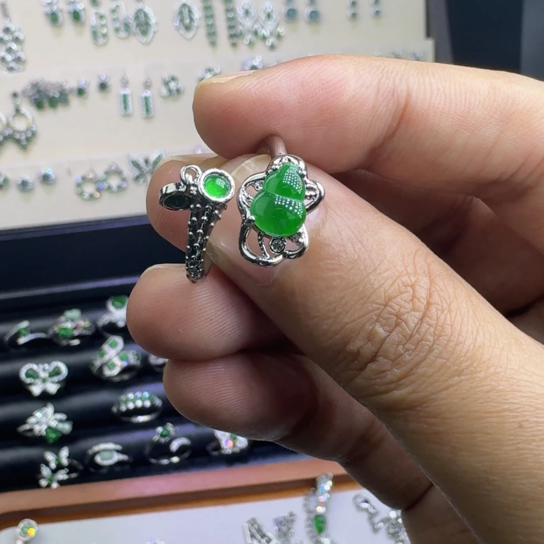 慕***1翡翠银S925镶嵌耳饰874