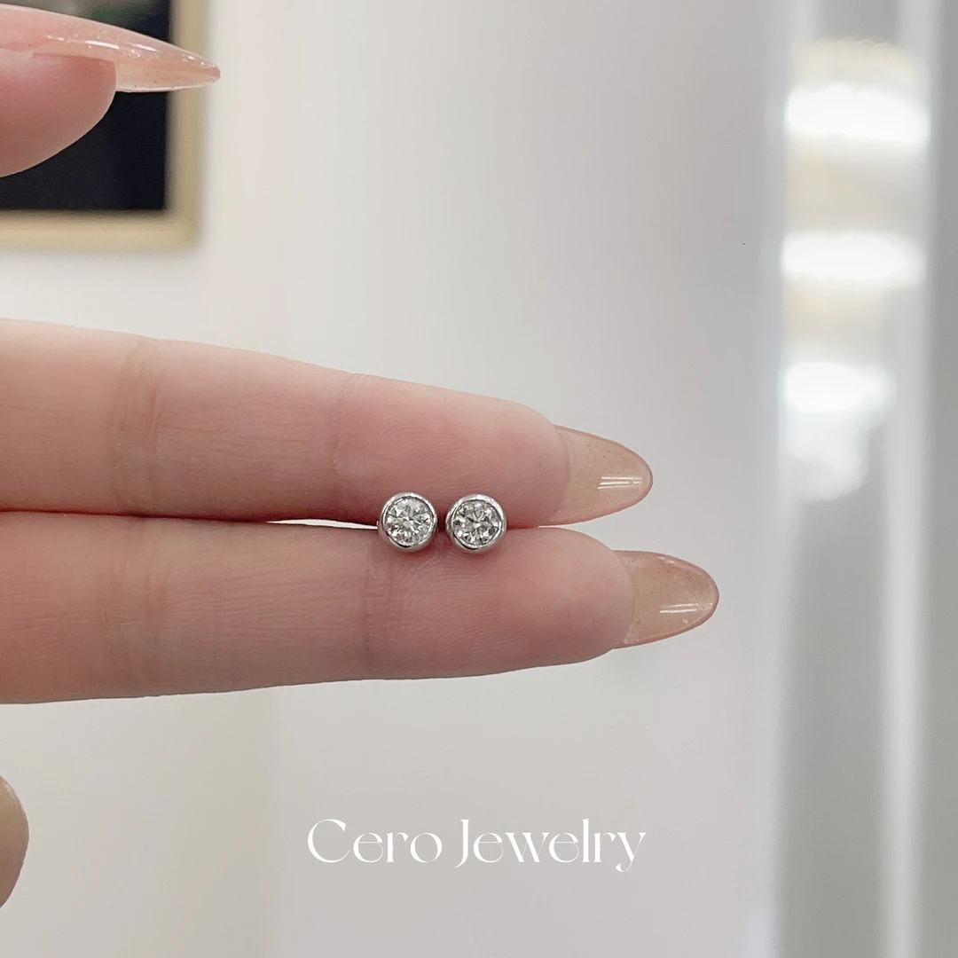 CERO【050泡泡】18k金经典时尚百搭气质钻石耳钉QQ00018
