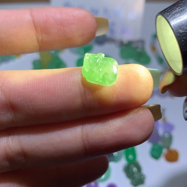 翡翠未镶嵌颈饰无镶嵌69