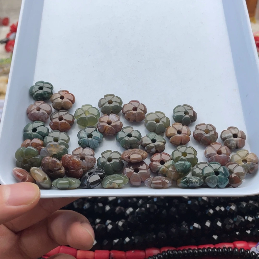 玛瑙/玉髓未镶嵌珠宝半成品五个装水草玛瑙雕刻花花卡14mm