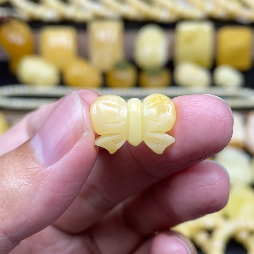 琥珀未镶嵌裸石琥珀蜜蜡