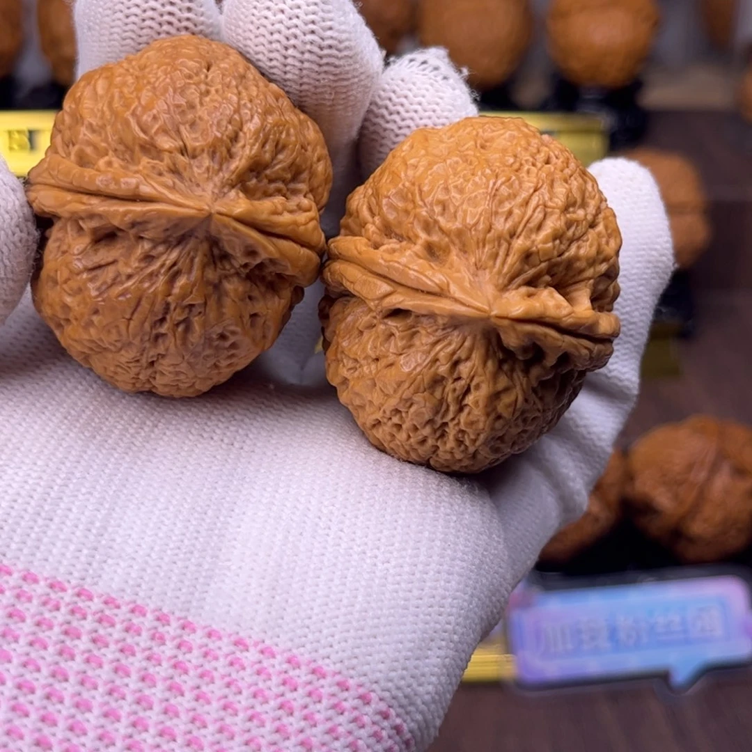 把件文玩核桃铁狮子