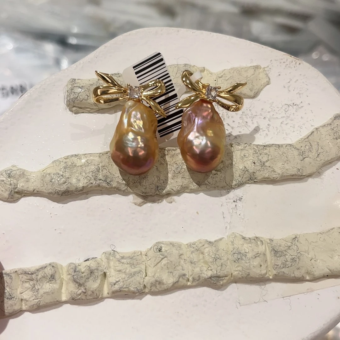 淡水珍珠耳饰合金