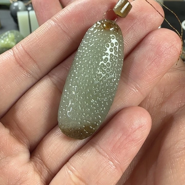 和田玉未镶嵌颈饰福利