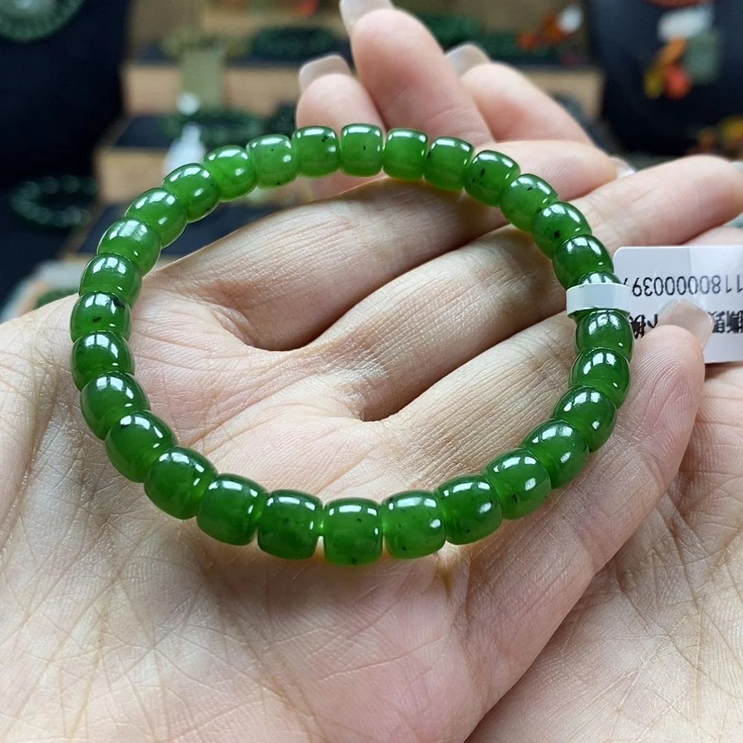 颈饰未镶嵌和田玉（碧玉）7mm