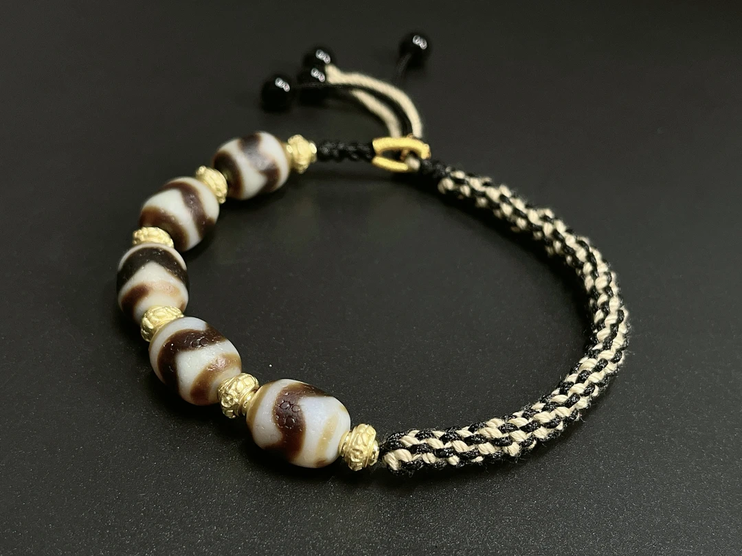 10×14风化牙牙手链