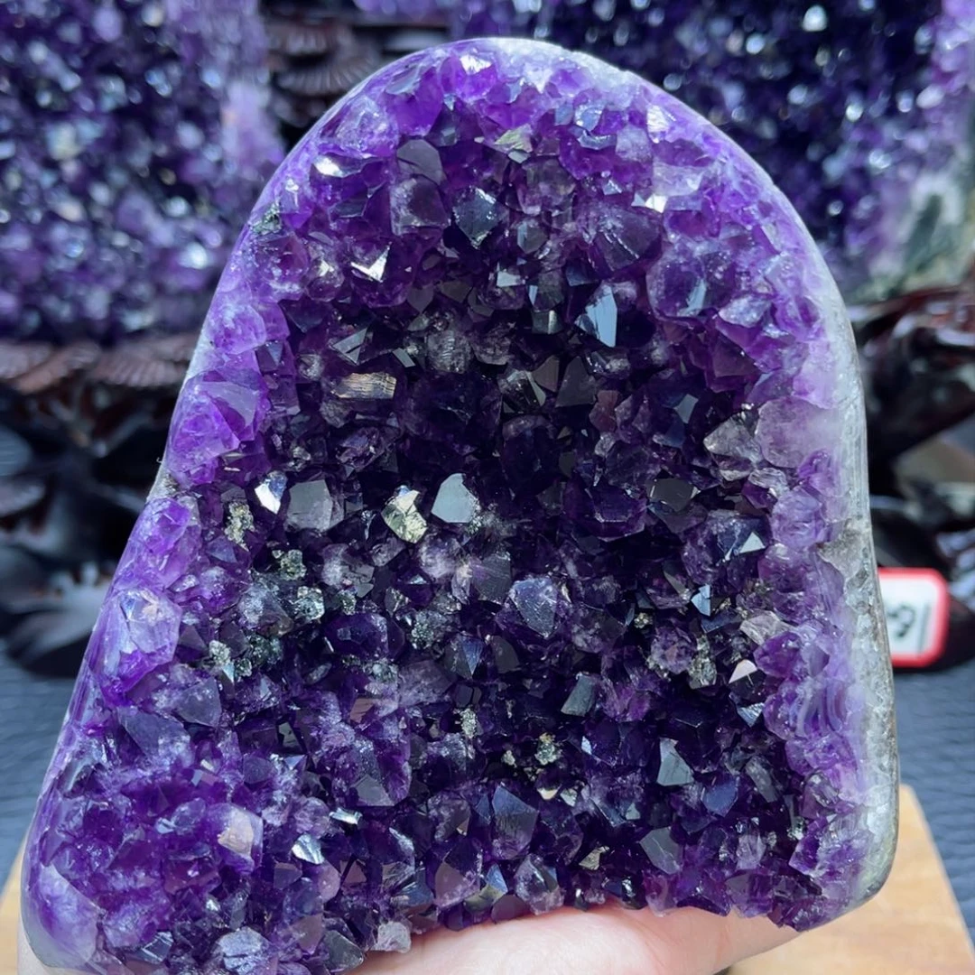 紫晶大型摆件（非配饰）未镶嵌