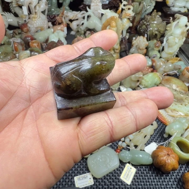 和田玉挂件未镶嵌