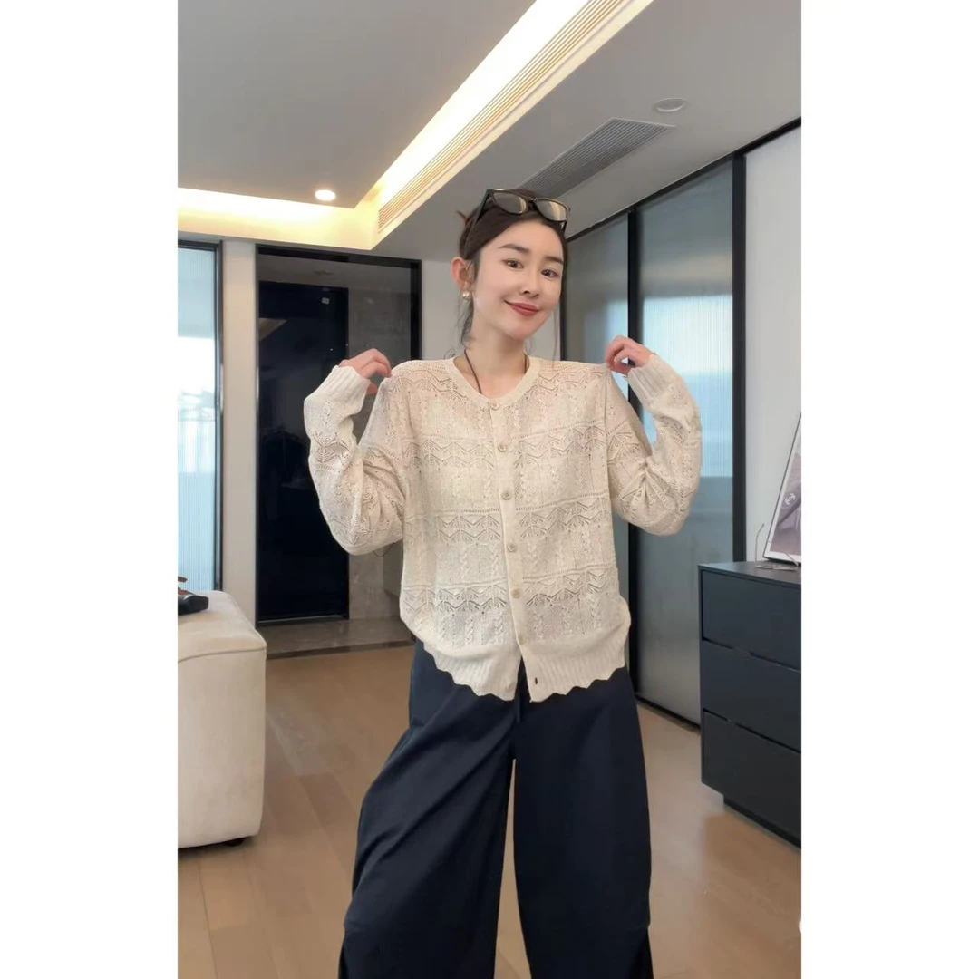 JOJO/玖了个玖 2025春 设计感百搭镂空钩花开衫针织衫 2503C1534