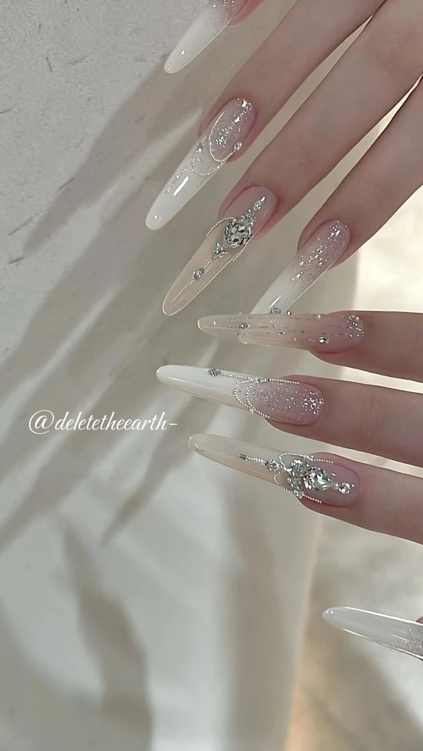 【碎钻星河】rarenailstudio纯手工穿戴甲