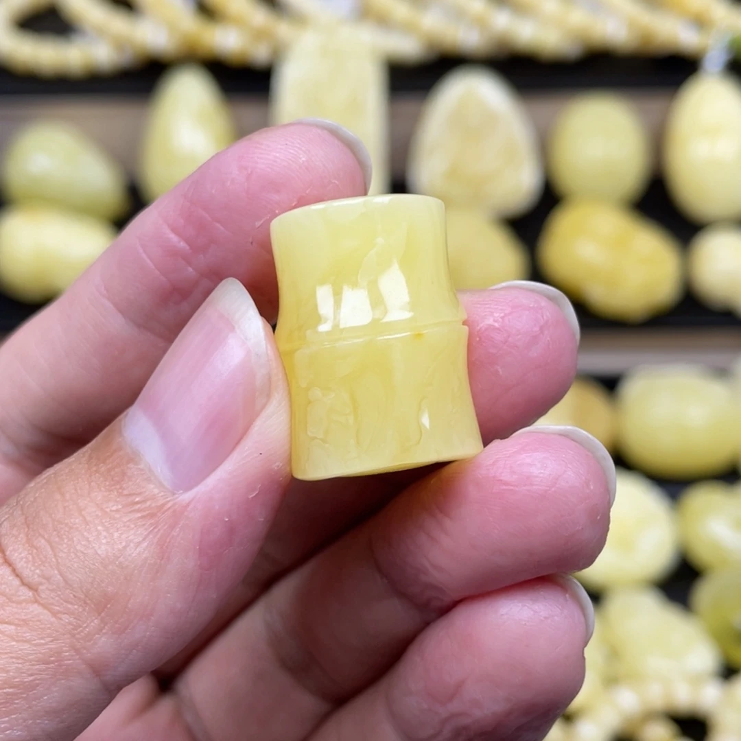 琥珀未镶嵌裸石琥珀蜜蜡